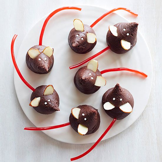 Peanut Butter and Chocolate Truffle Mice