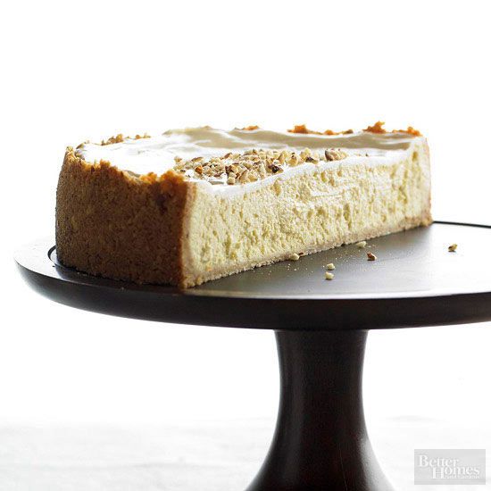 Very-Almond Cheesecake