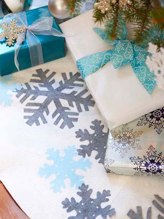 Sparkling Snowflake Christmas Tree Skirt