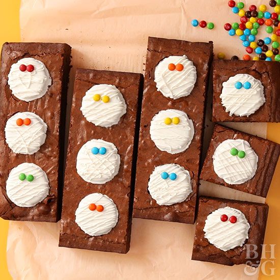 Scary-Easy Mummy Brownies