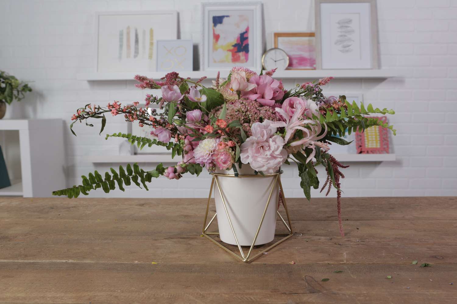 How To Make A Flower Arrangment In 8