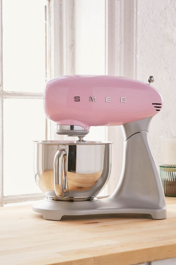pastel pink smeg stand mixer