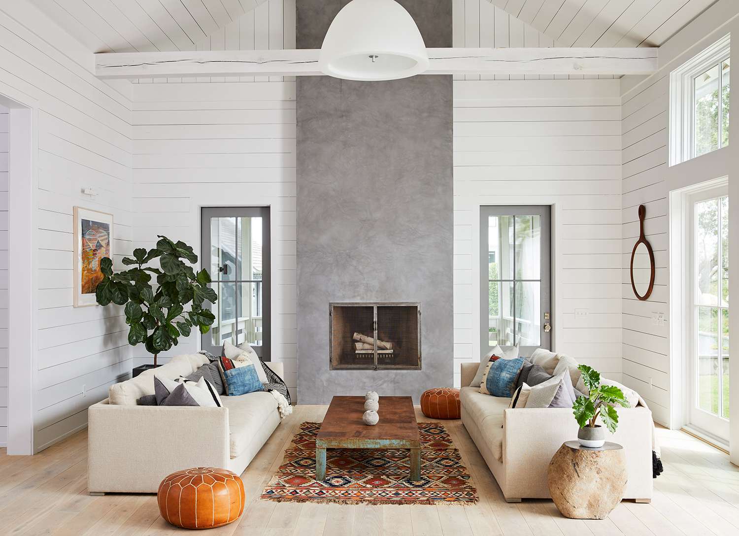 15 Farmhouse Living Room Ideas We Can T Get Enough Of Better Homes Gardens