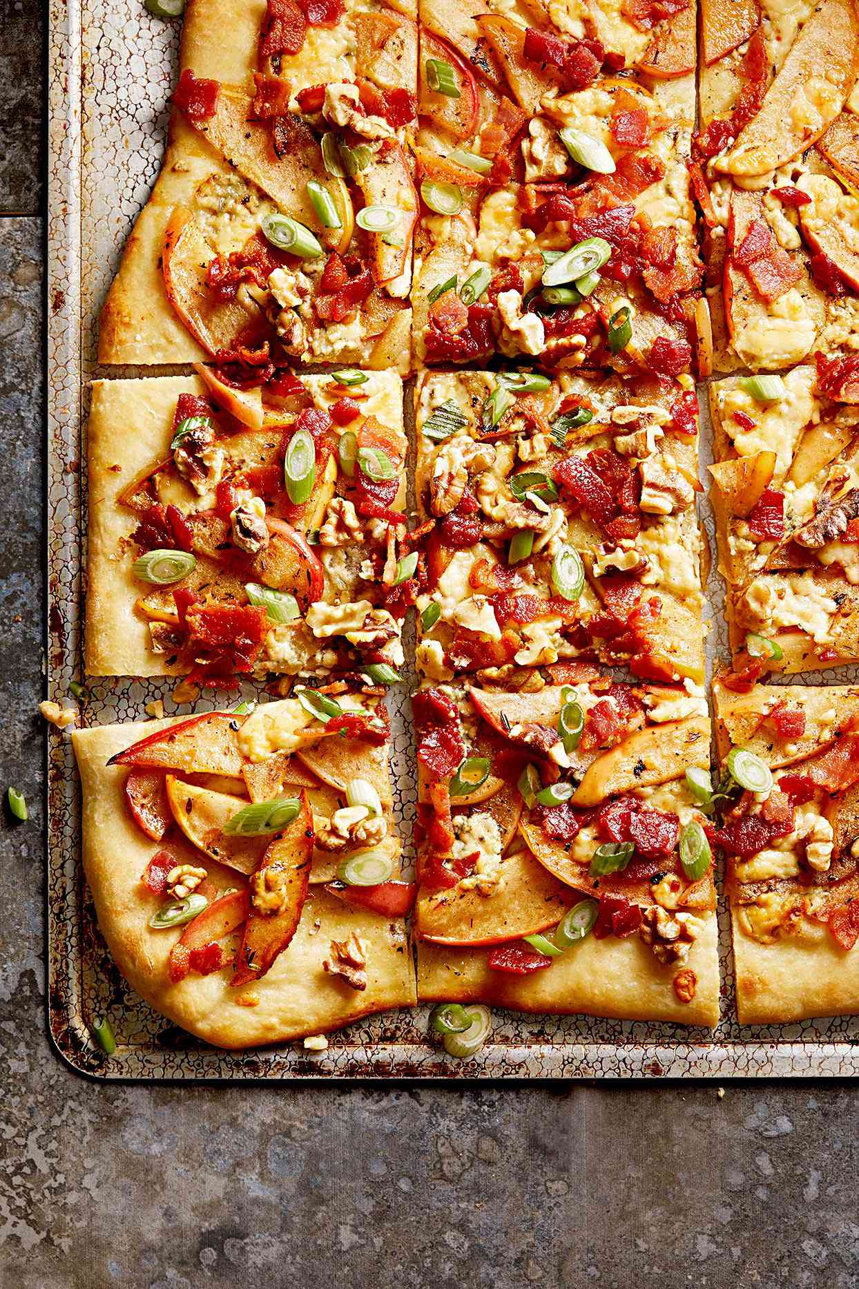 Apple Pizza with Bacon