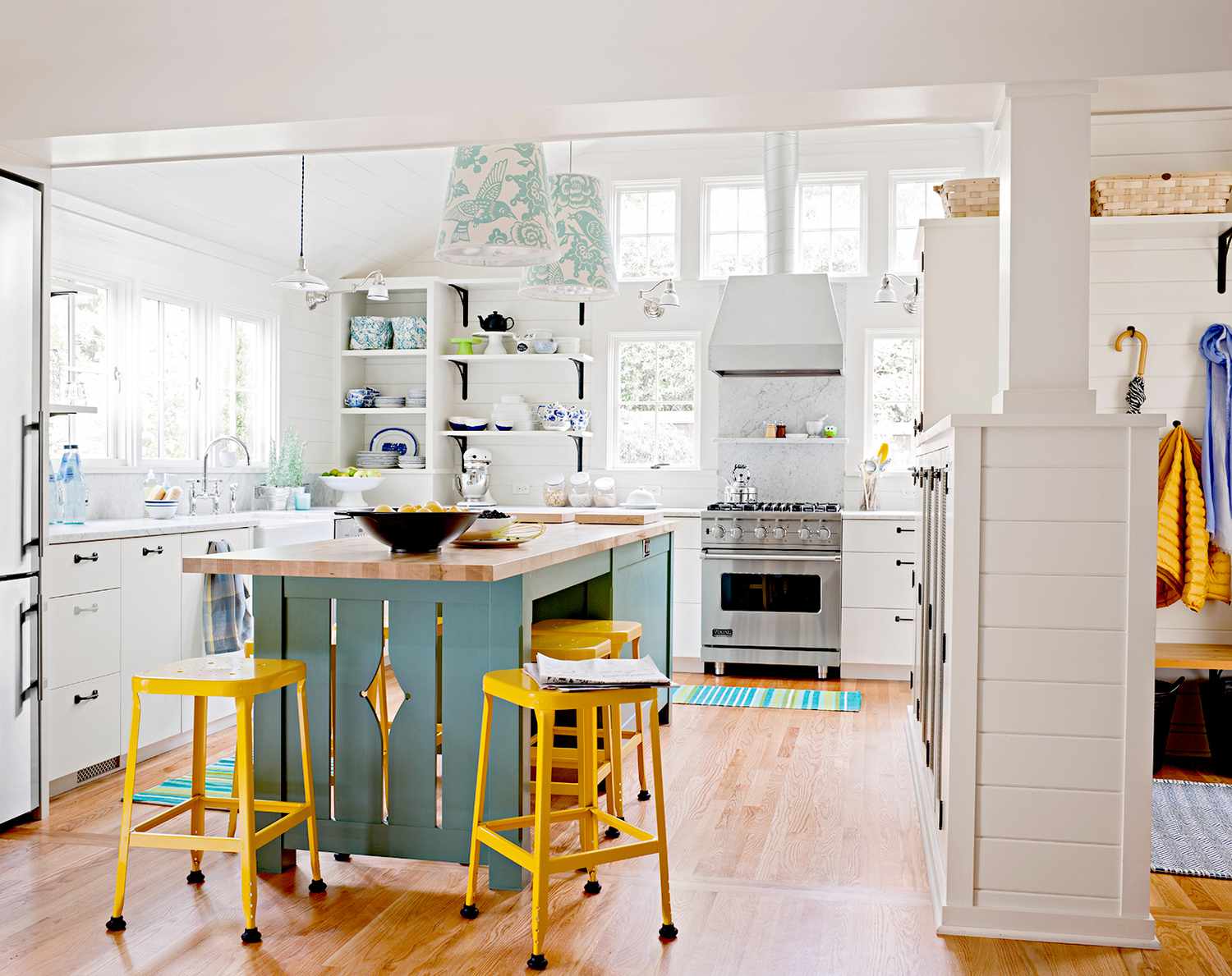 Our Favorite Kitchen Island Seating Ideas Perfect For Family And Friends Better Homes Gardens