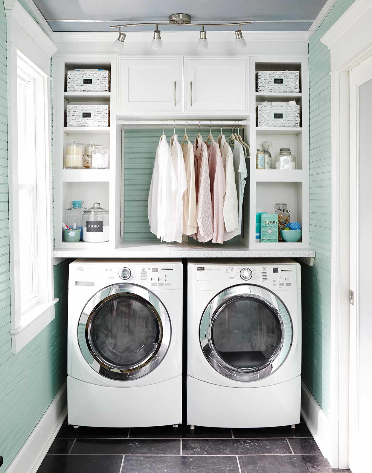 washer and dryer in narrow room