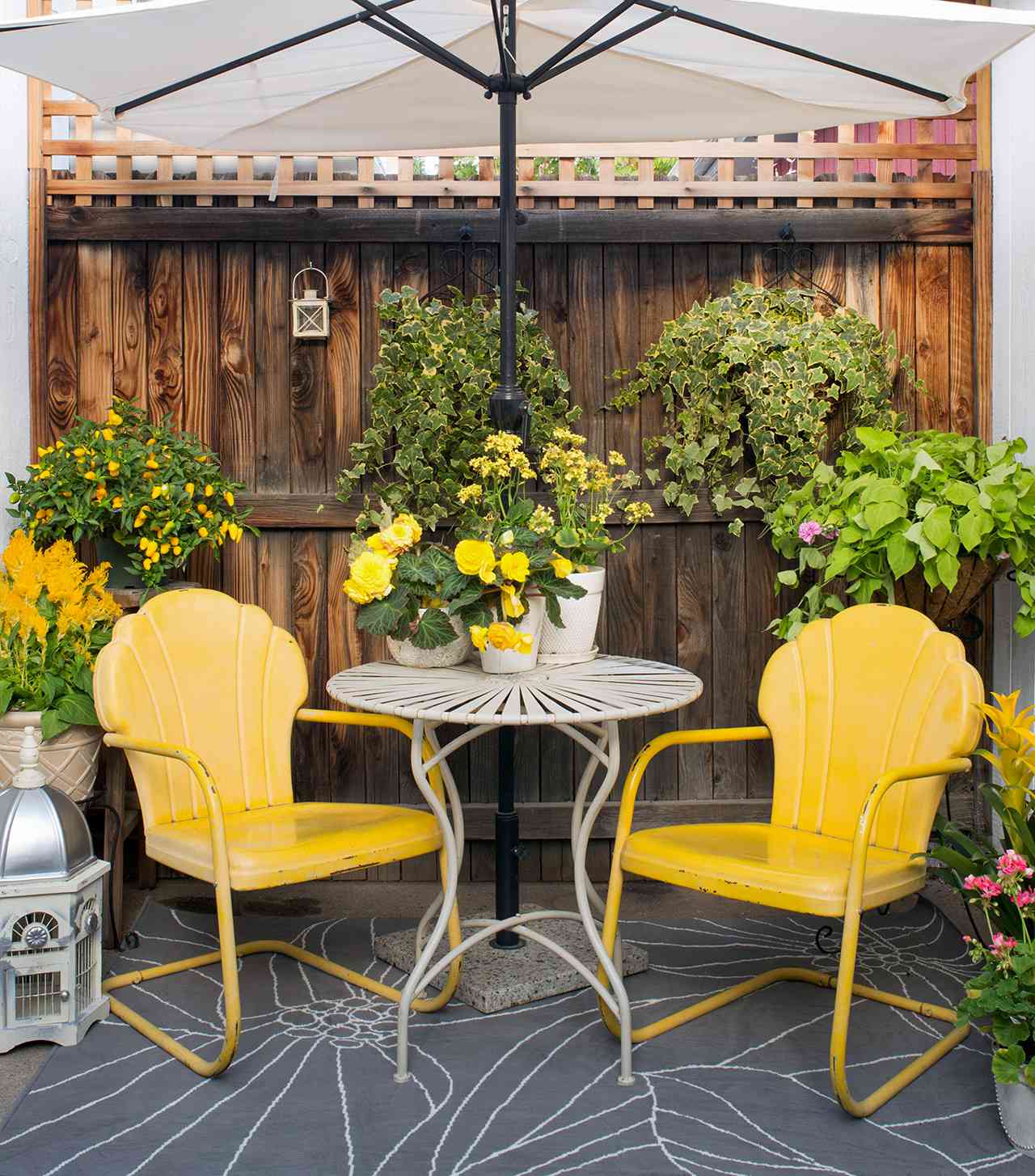 New Details About Decorate Outdoor Space