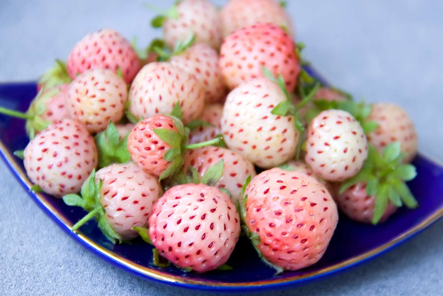 plate of pineberries