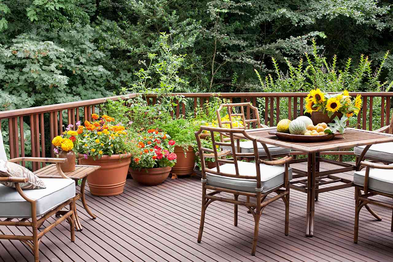 metal wood deck table and chairs