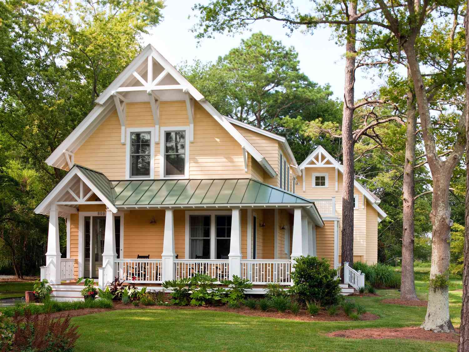 20 Craftsman Style Homes With Timeless Charm Better Homes Gardens