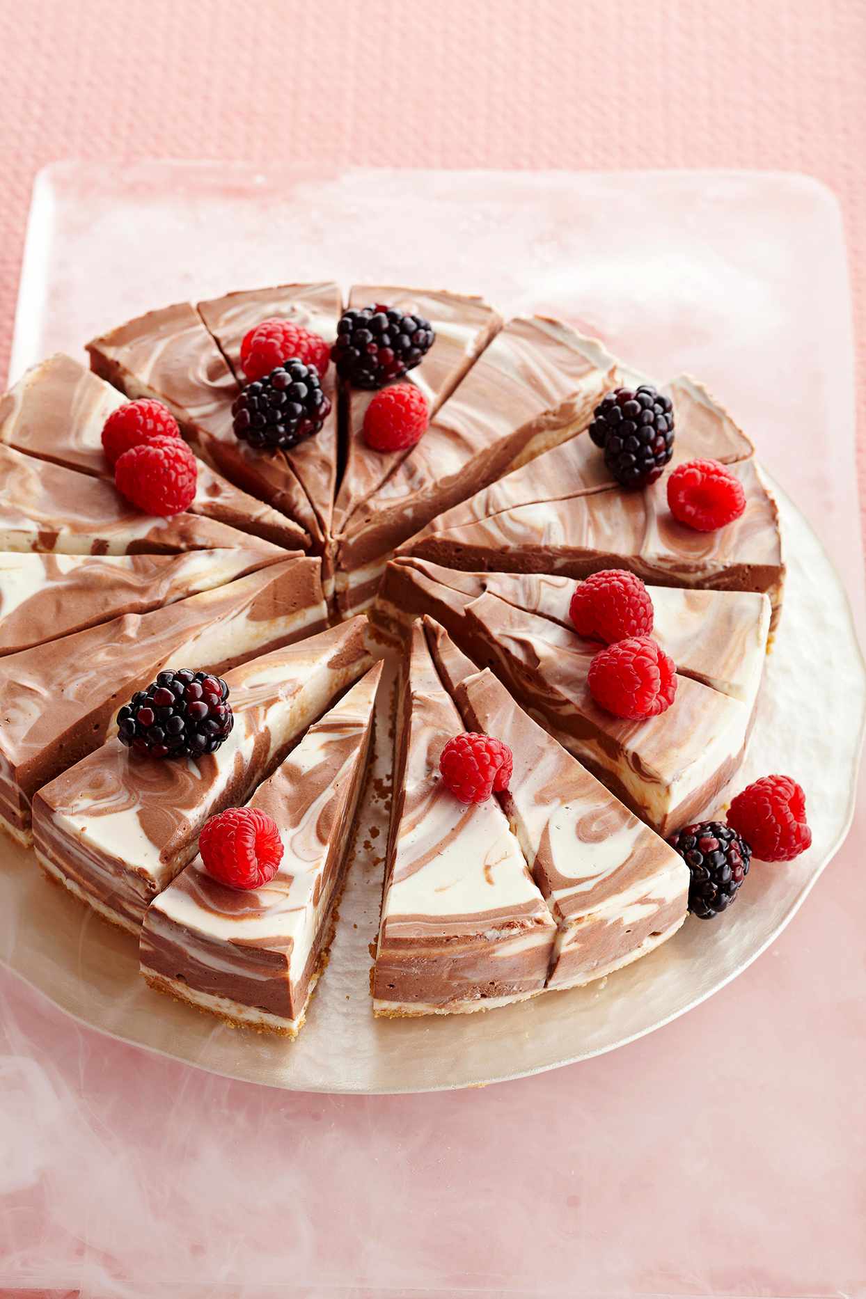 No Bake Chocolate-Swirl Cheesecake