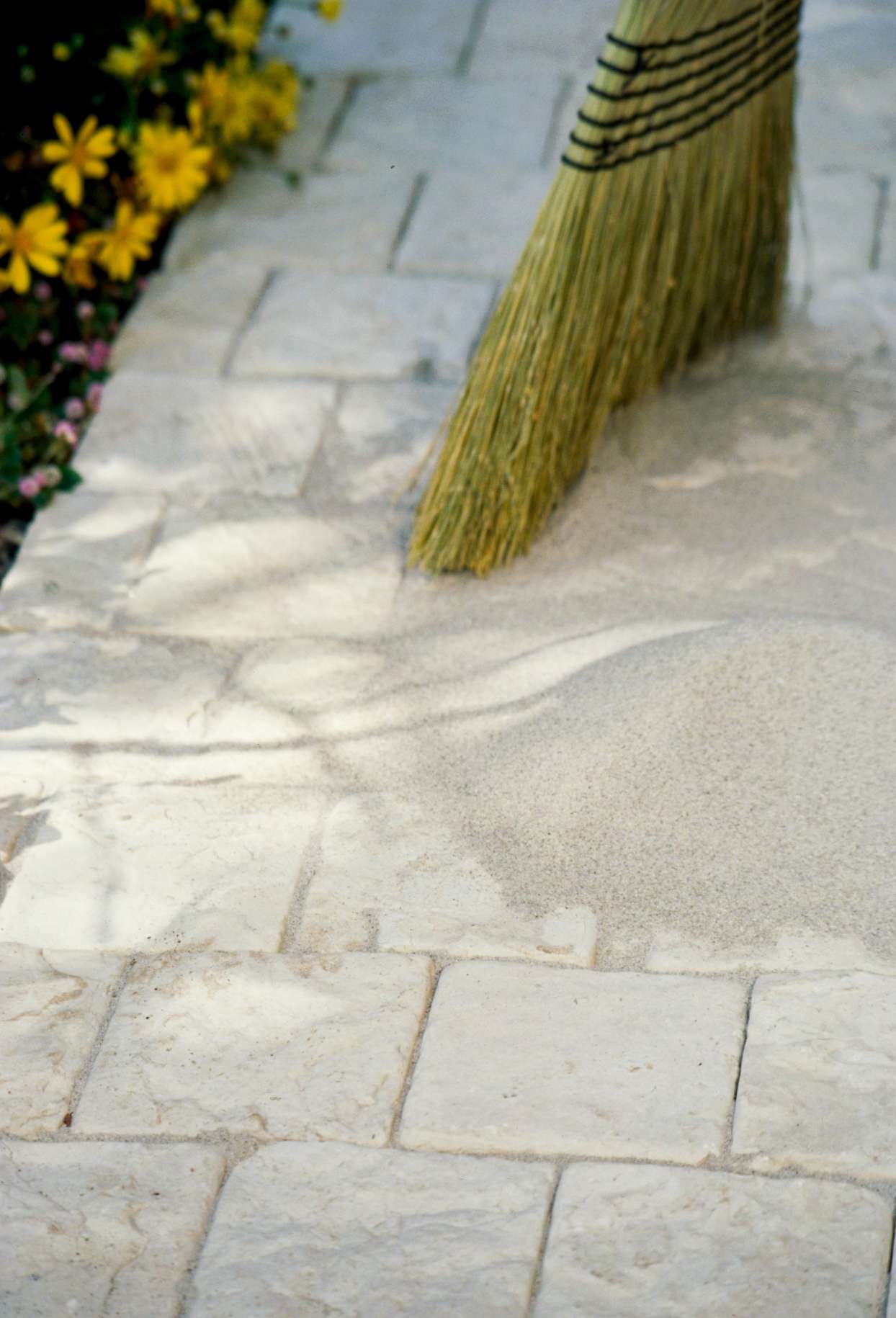 Sweeping stone walkway