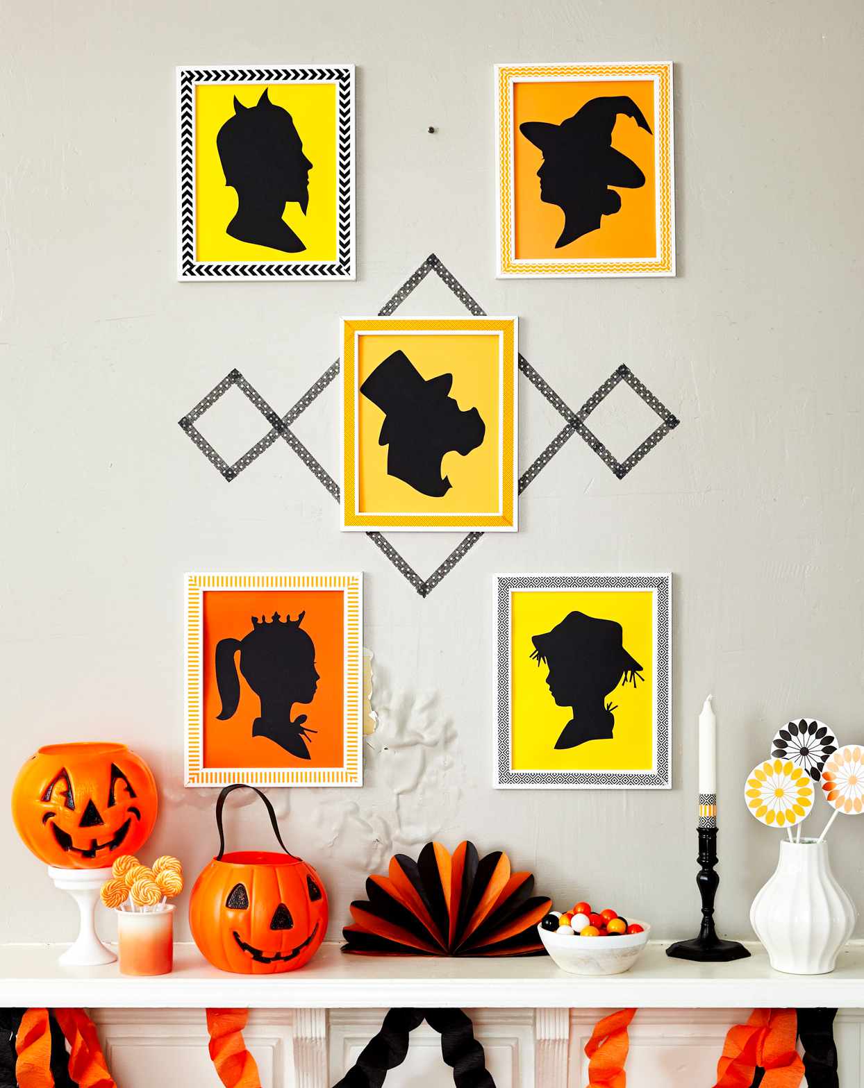 11 of 21 Spooky Silhouettes