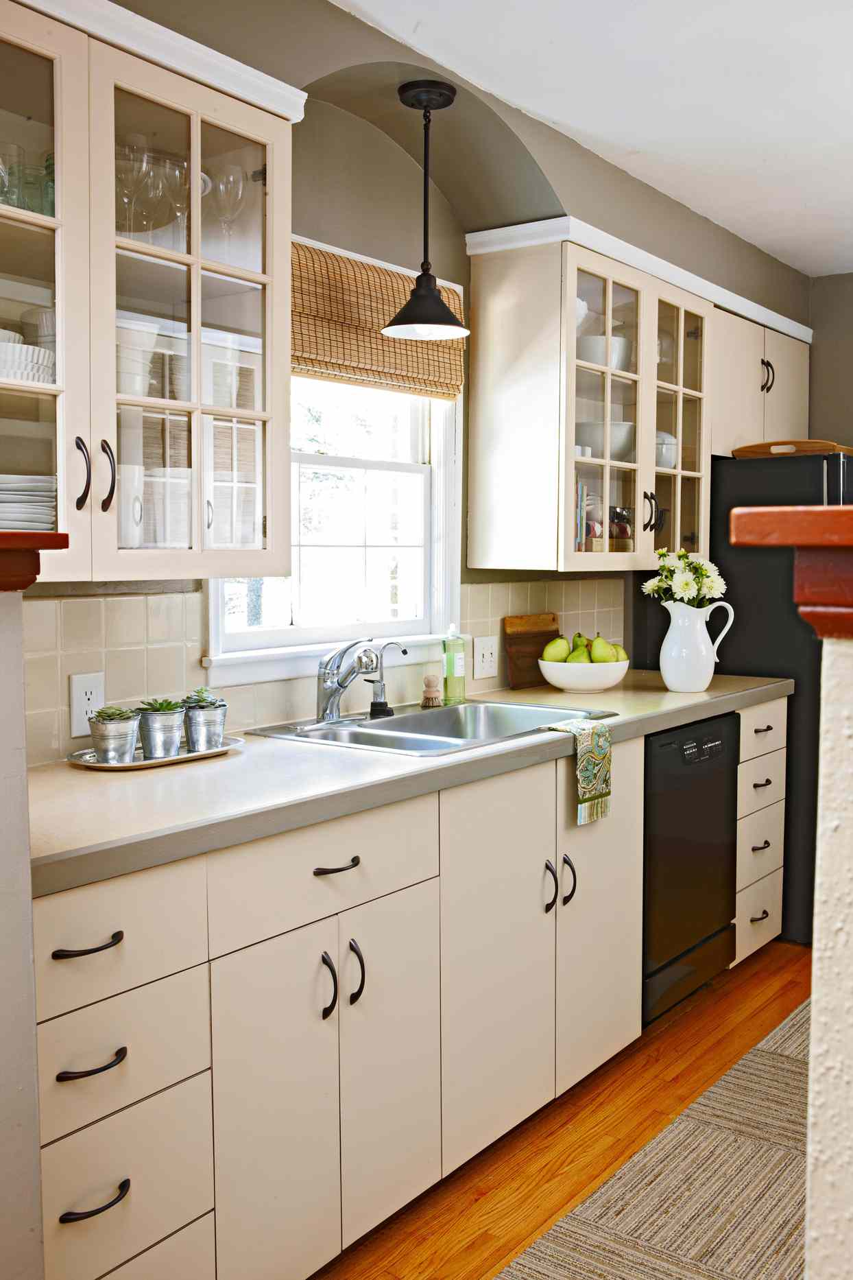 Low Cost DIY Kitchen Remodel Ideas Will Update Your Style and ...