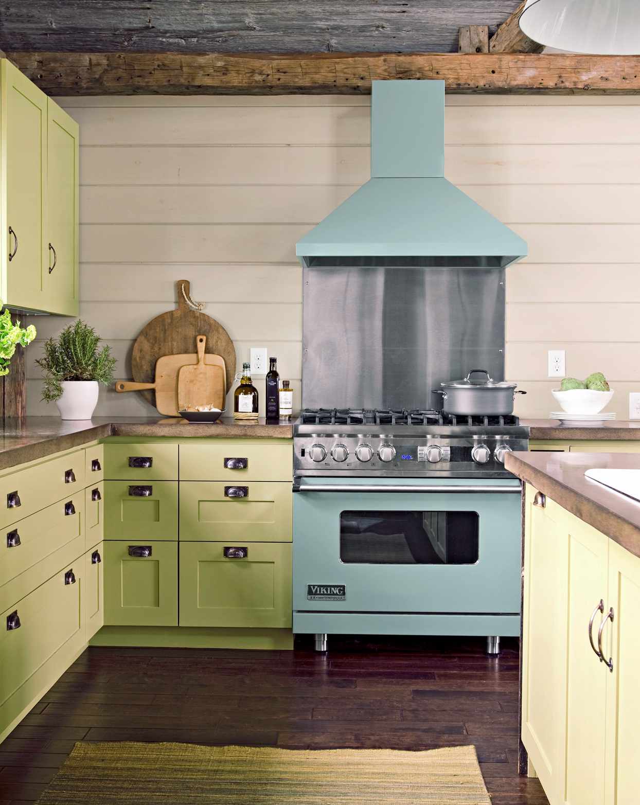 Pale Yellow-Green Cabinetry