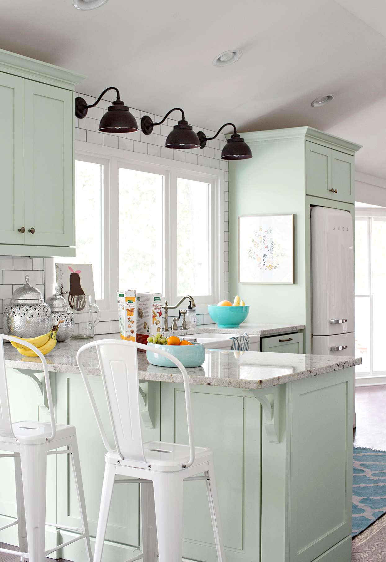 25 Winning Kitchen Color Schemes for a Look You'll Love Forever ...
