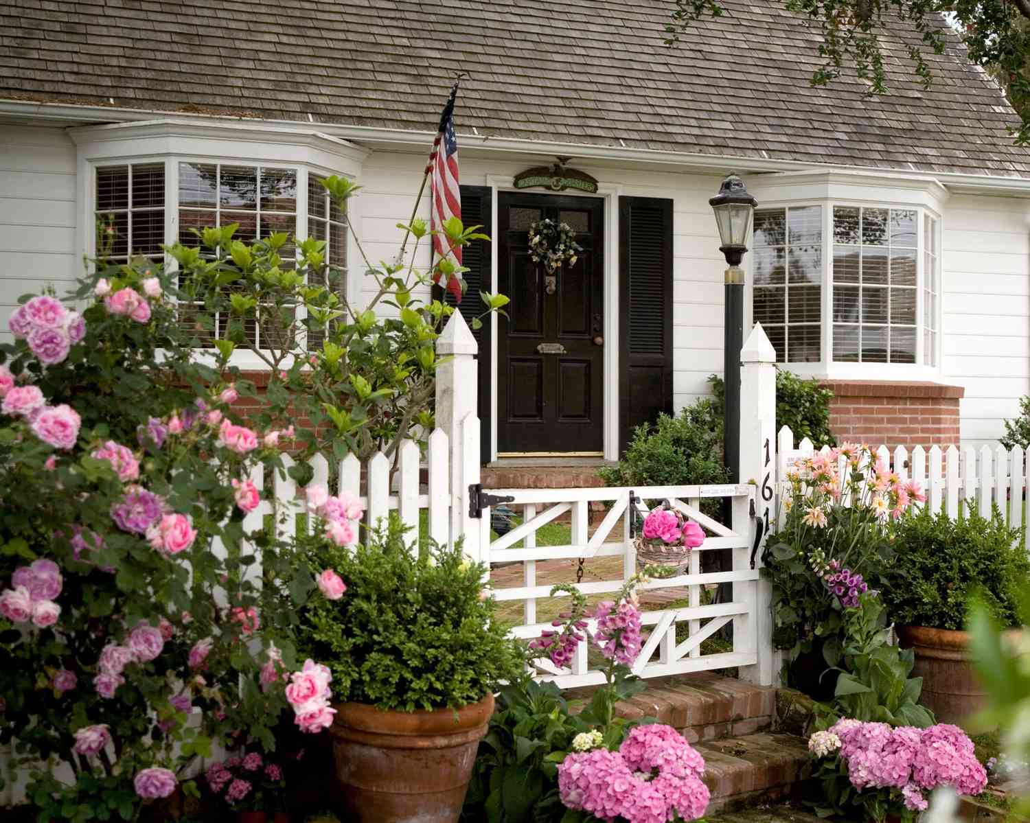 Cottage-Style Home Entrance