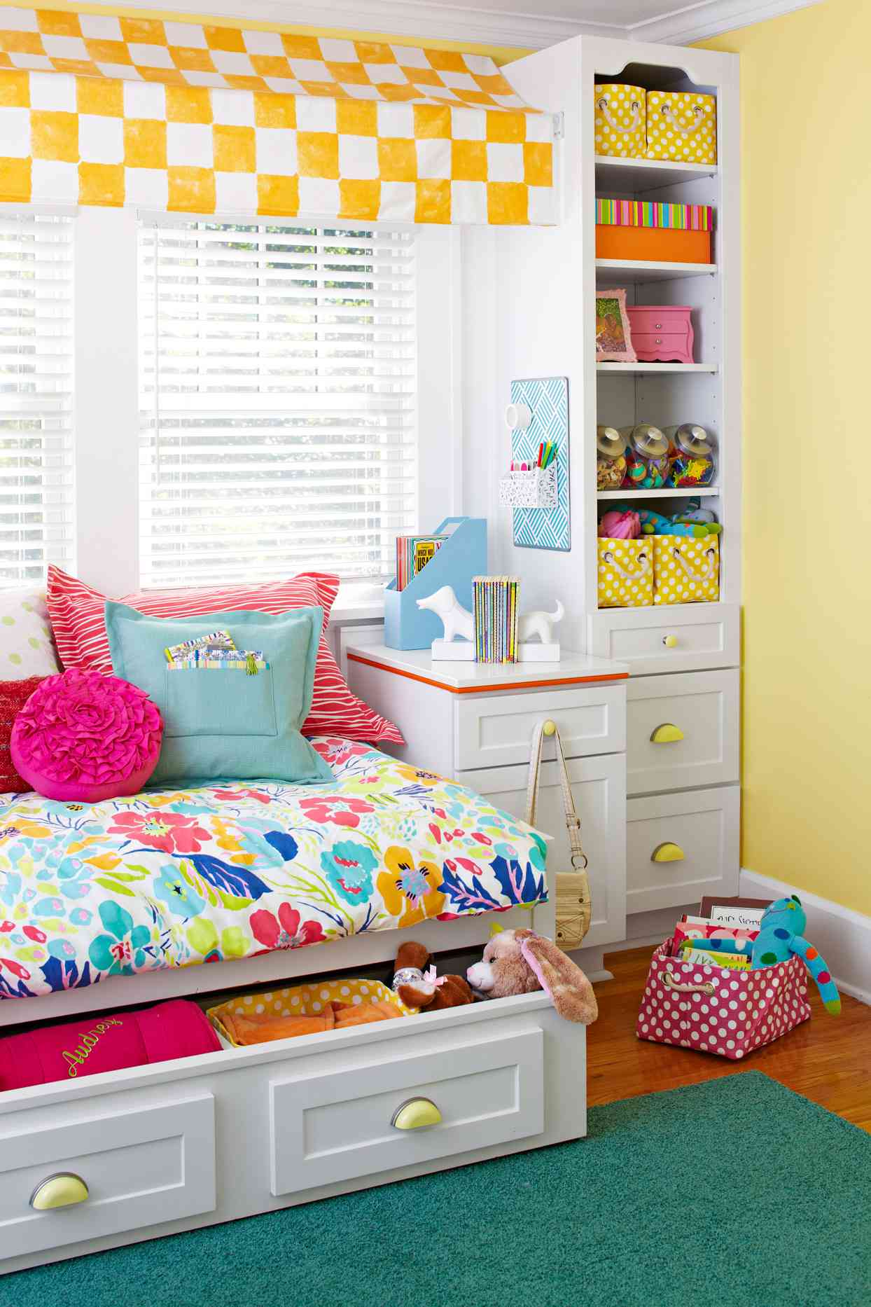girls day bed with storage