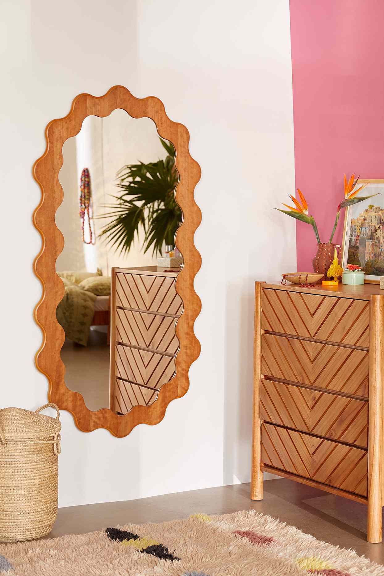 wall mirror with wavy wood frame