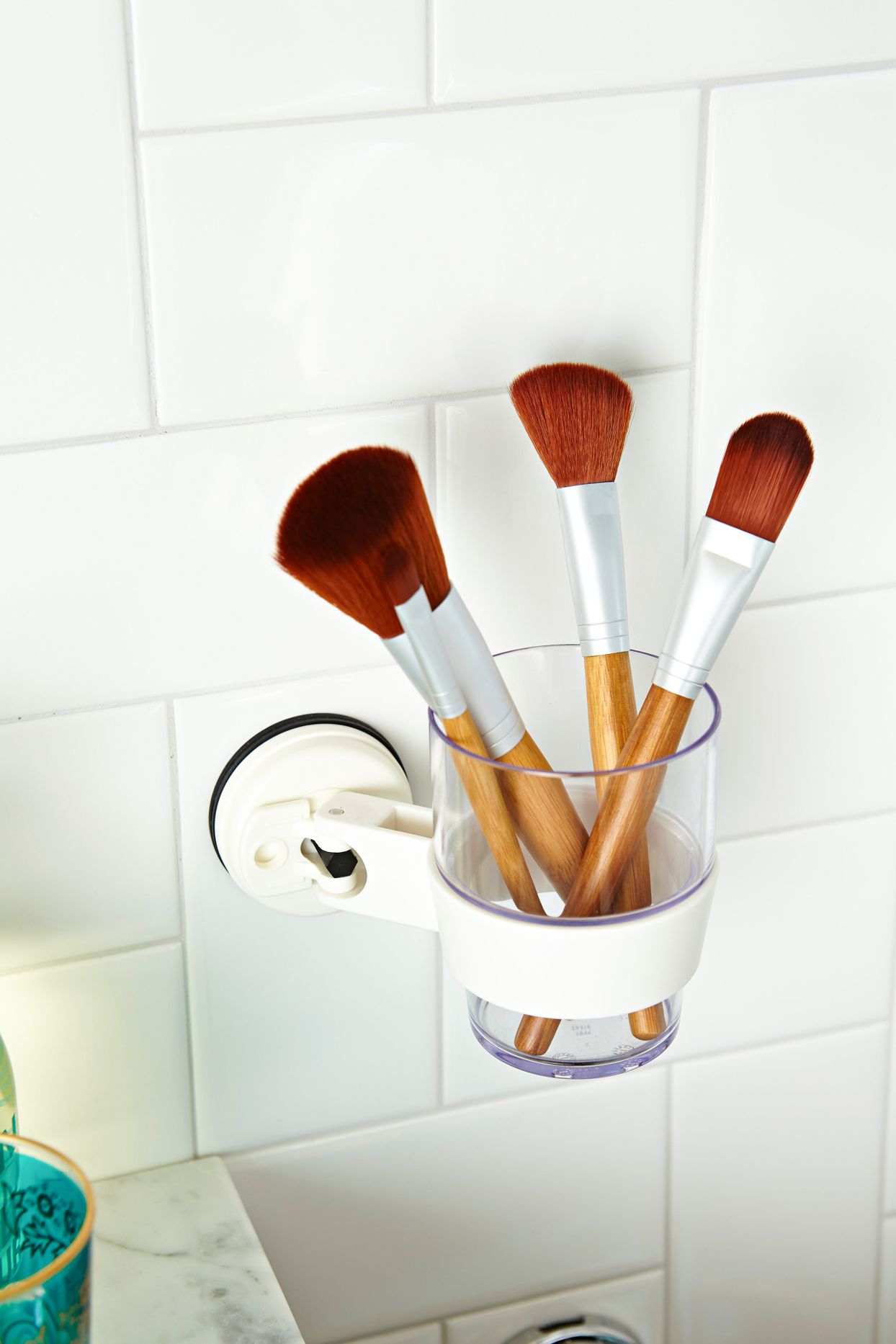 makeup brushes in cup