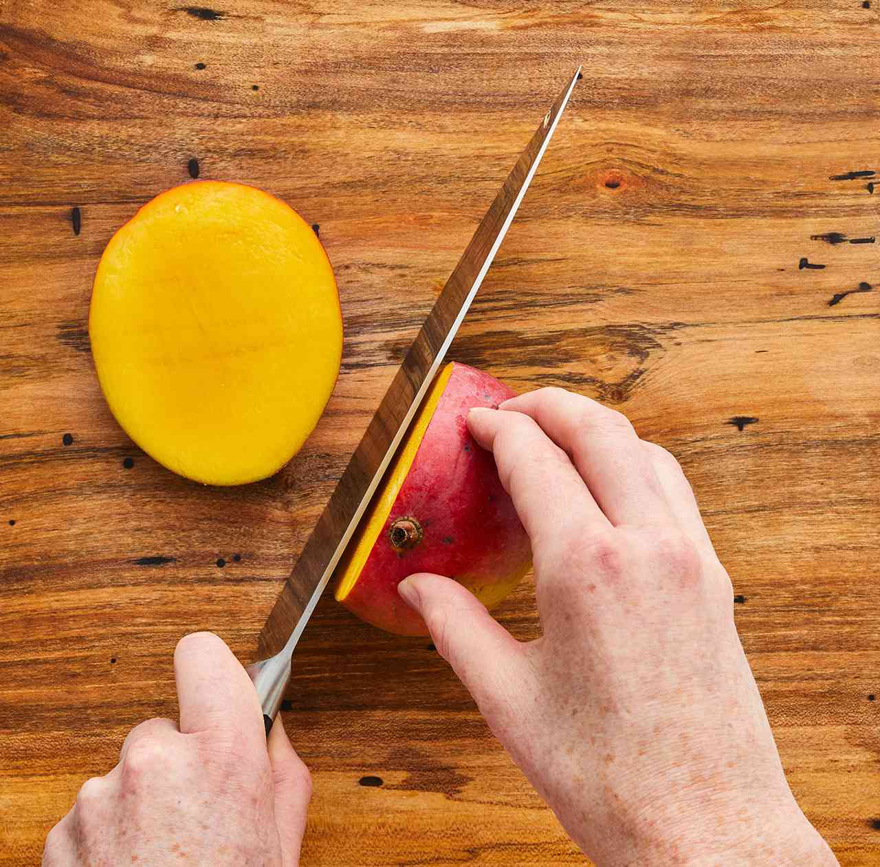 halving mango remove pit