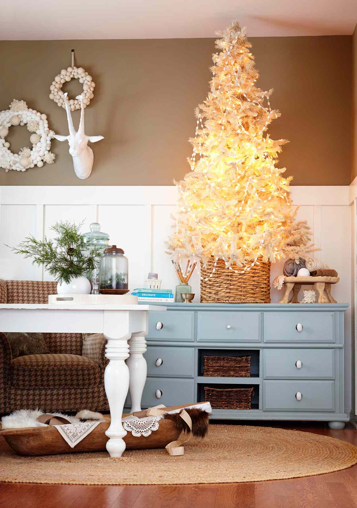 Dazzling White Tabletop Christmas Tree
