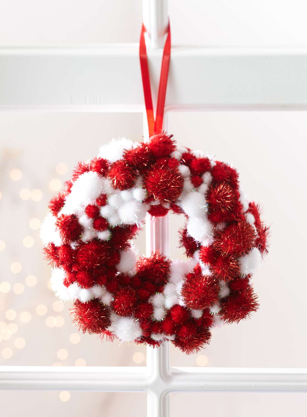 Mini Pom-Pom Wreath Ornament