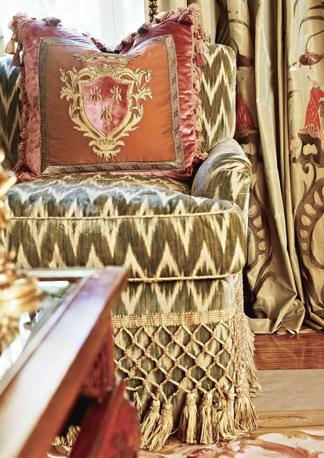 living room detail from Sidney Poitier Home Tour from Traditional Home 2008