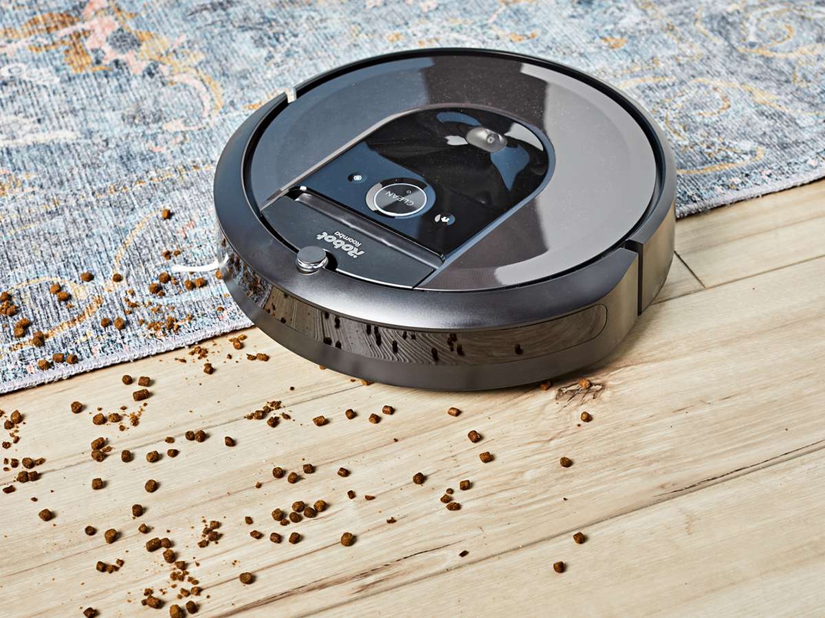 iRobot Roomba i7+ (7550) Robot Vacuum with Automatic Dirt Disposal