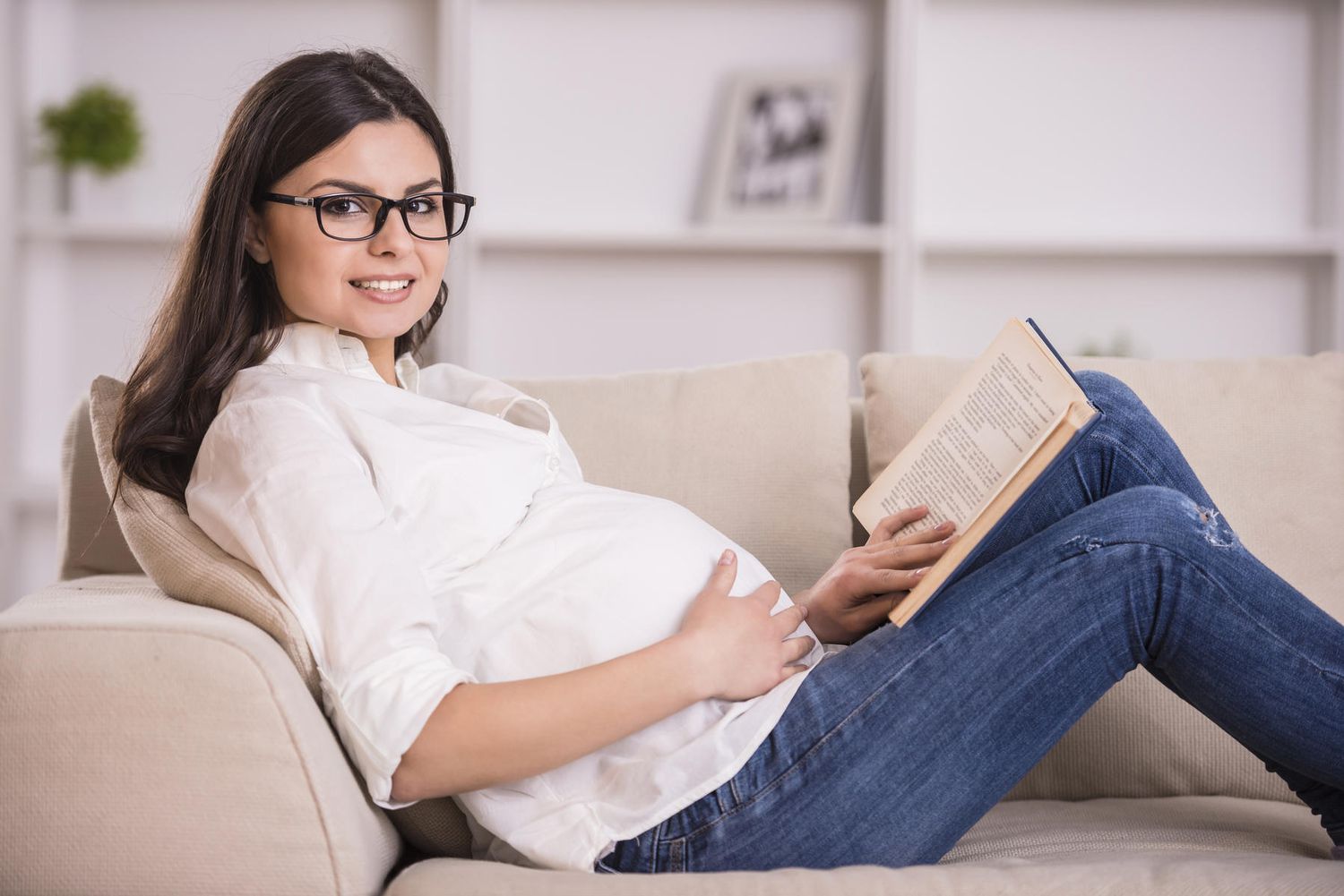 pregnant woman wearing glasses