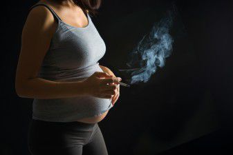 Pregnant Women in New Zealand are Getting Paid to Quit Smoking 26601