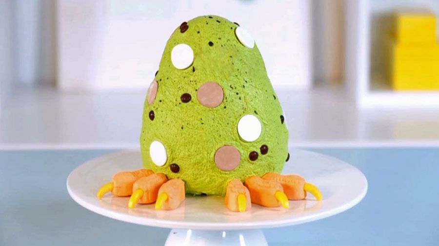 How to Make a Dinosaur-Egg Cake