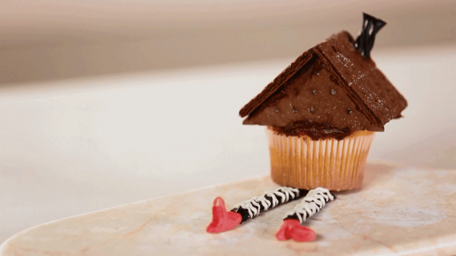 Halloween Treat: House on Witch Cupcake