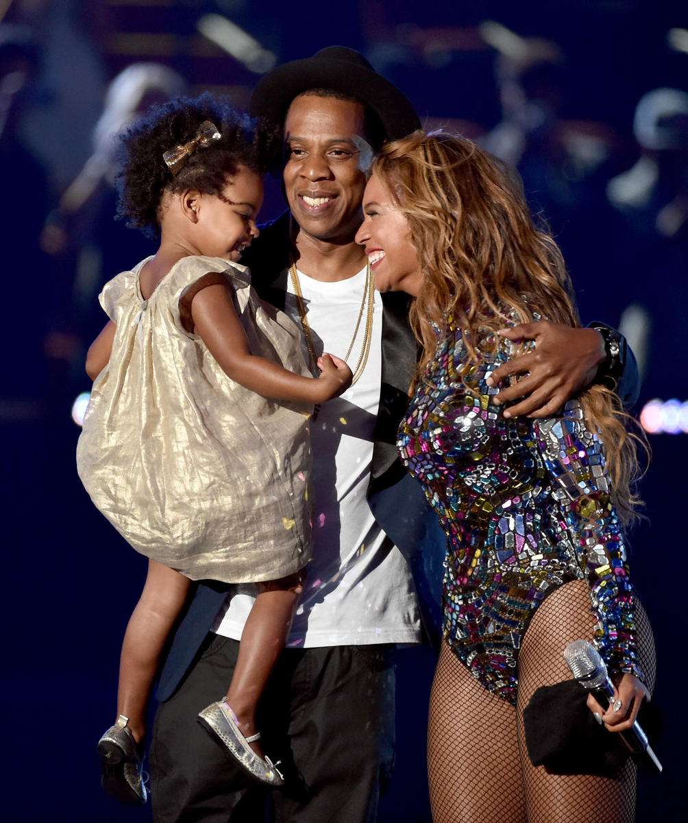Beyonce, Jay Z, and Blue Ivy at MTV Awards