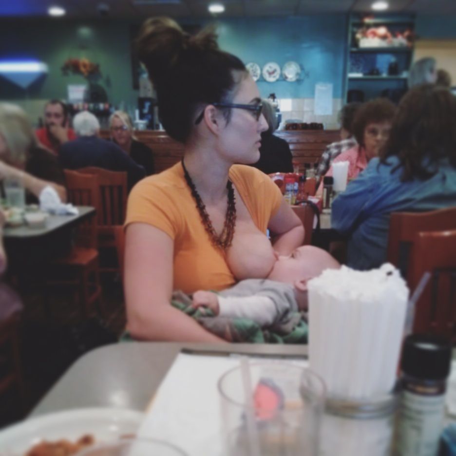 breastfeeding-mama.jpg