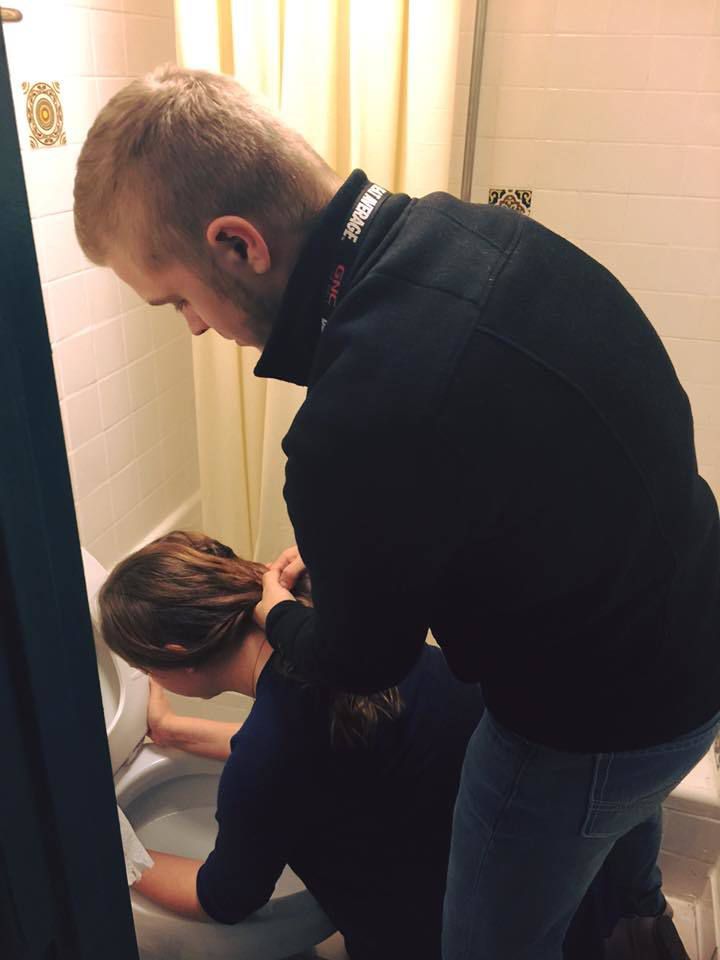 Dad writes Facebook post about treating pregnant fiance like a queen