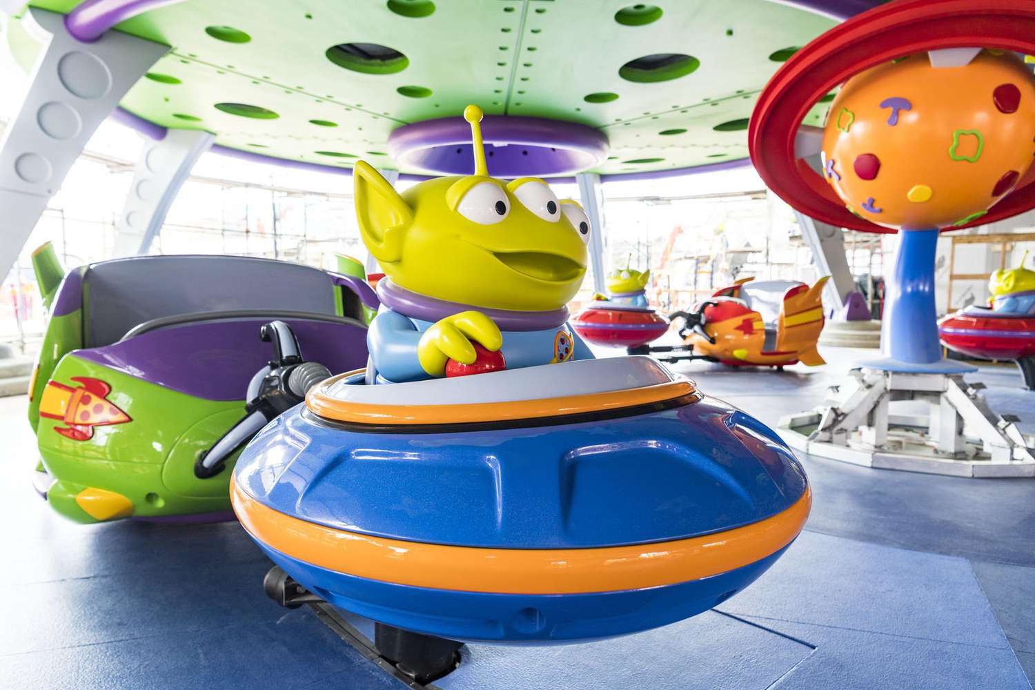 Alien Swirling Saucers Ride at Toy Story Land