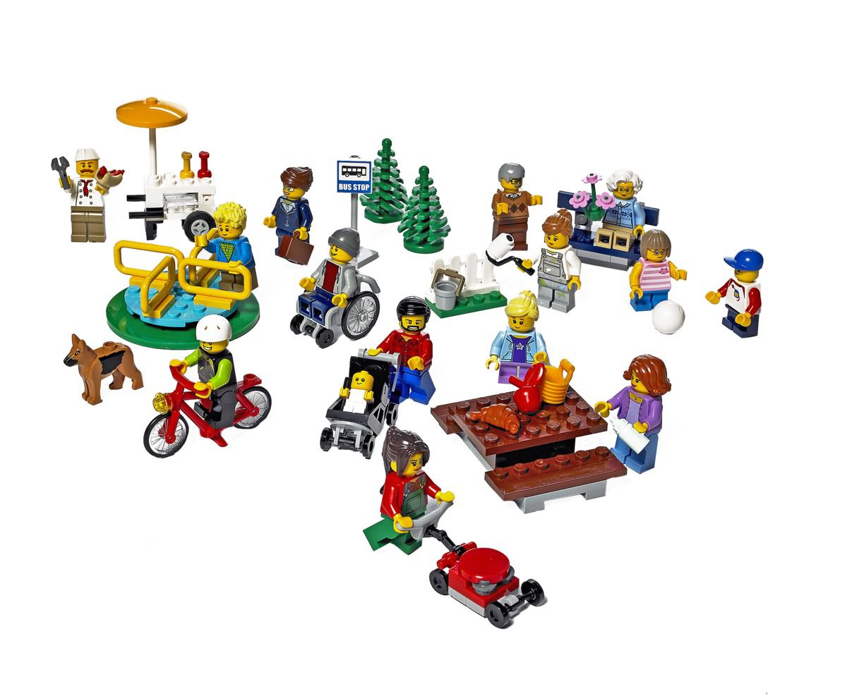 Best Toys Lego City Fun in the Park—City People Pack