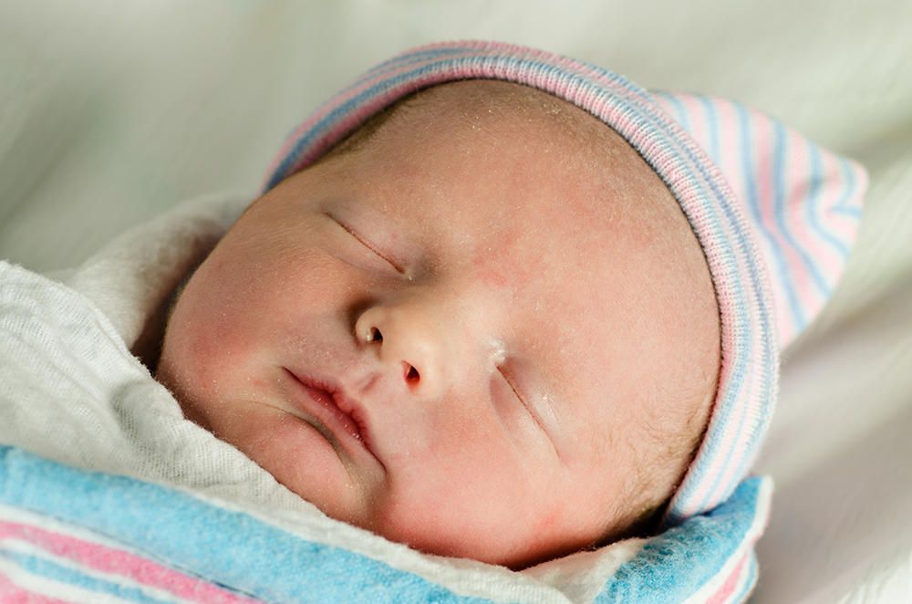 newborn_baby_in_hospital.jpg