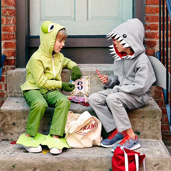 Kids in frog and shark costumes