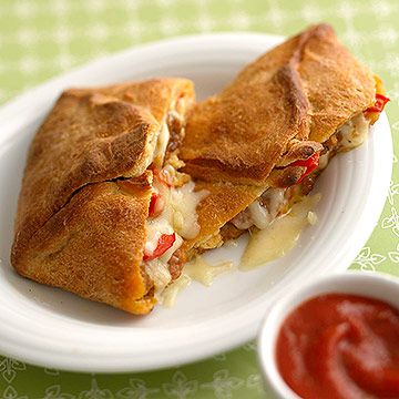 Turkey-Sausage and Pepper Calzones 