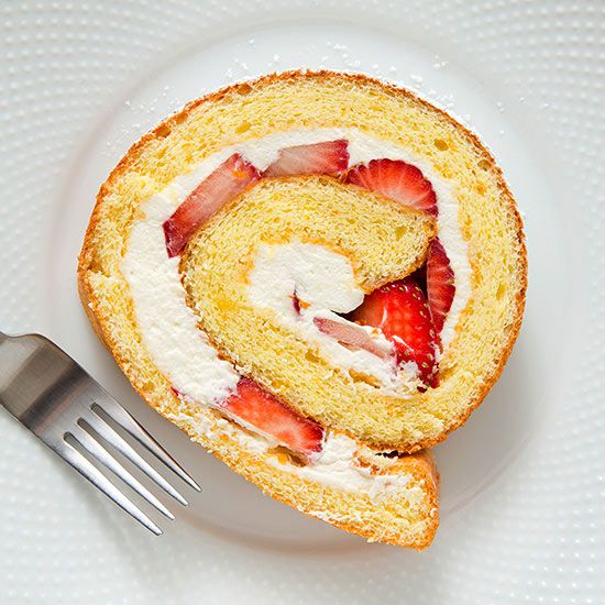 Roll-It-Up Strawberry Roulade 