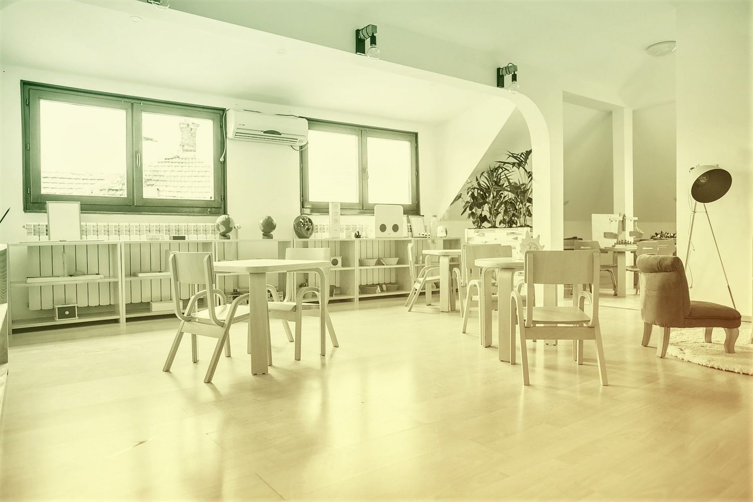 interior design of kindergarten classroom