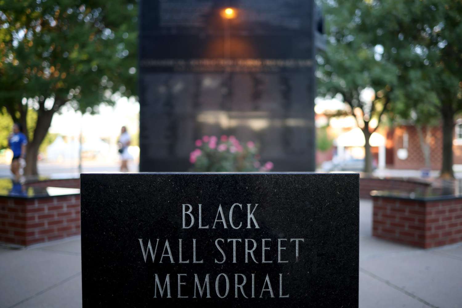 Monument Marks Tulsa Race Riot Of 1921