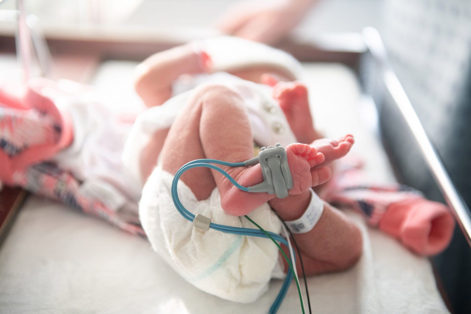 An image of a baby in the hospital.