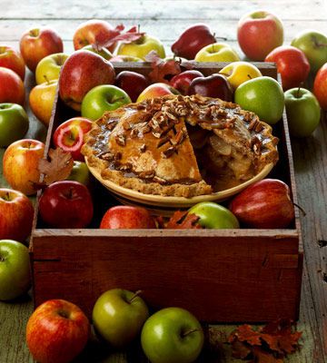 Apple-Pear Praline Pie 