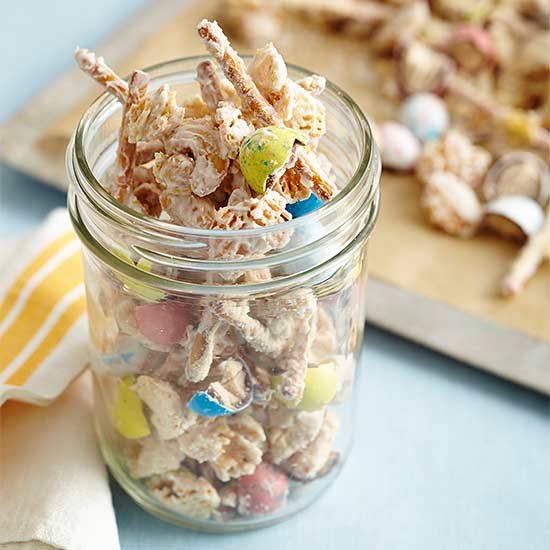 Double-Malted Easter Snack Mix