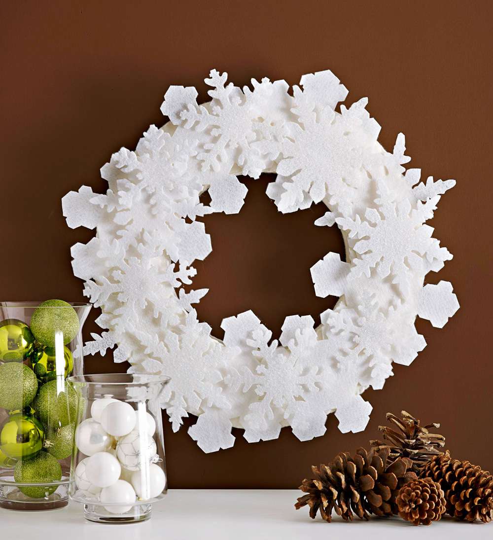 Circle of snow wreath