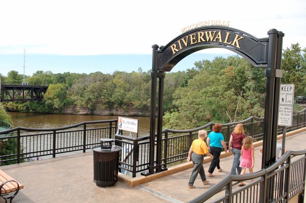 Riverwalk Wisconsin Dells