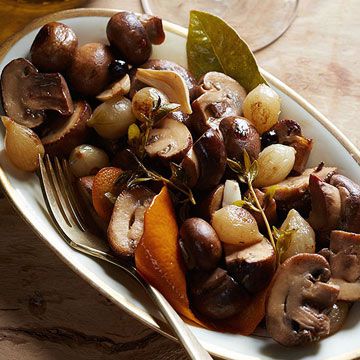 Juniper-Marinated Mushrooms and Onions 